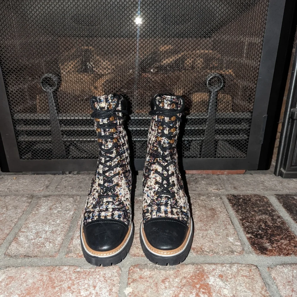 Tory Burch Miller Lug Sole Leather and Tweed size Lace Up Boot 9